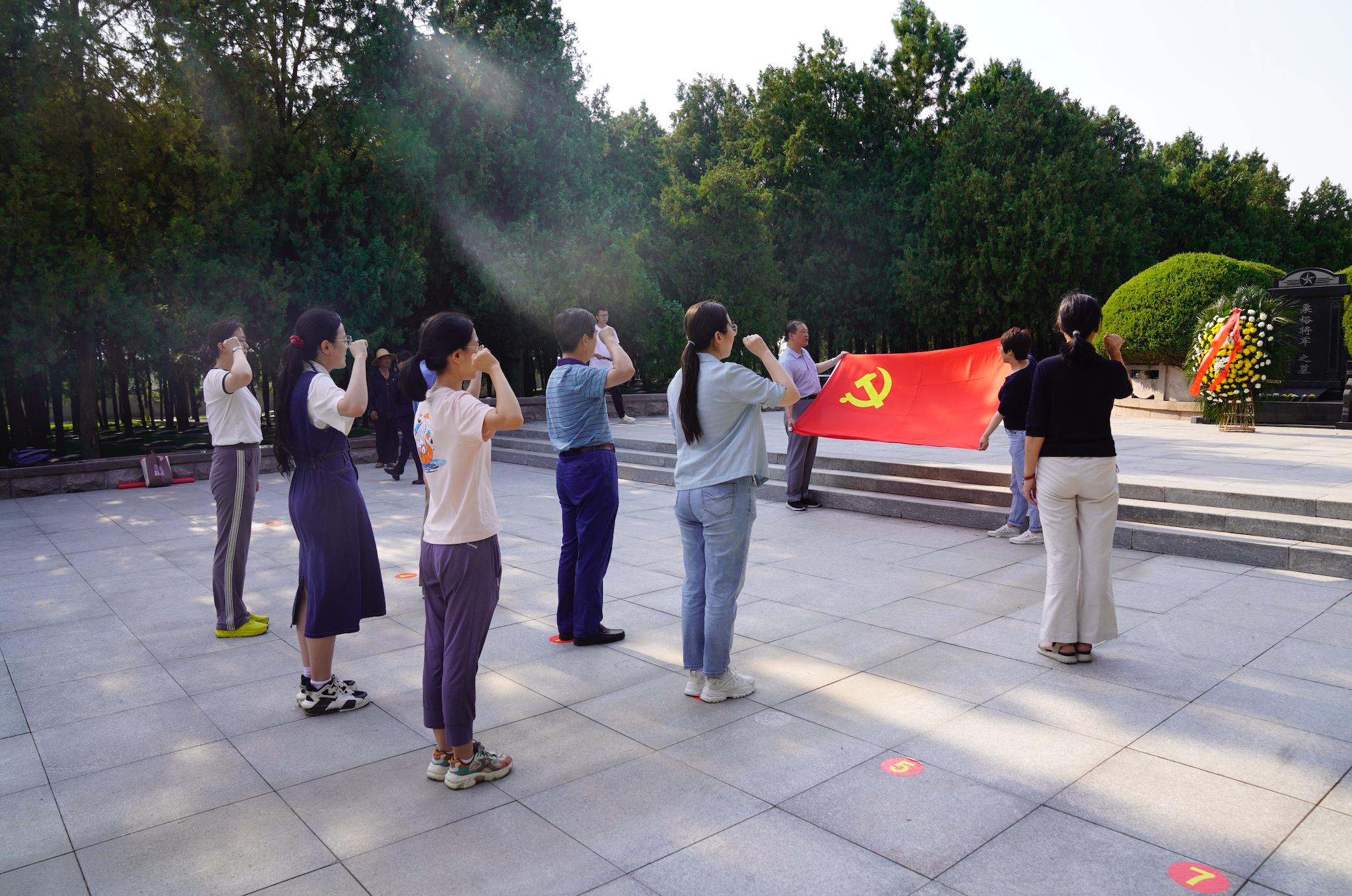 党建引领忆初心 助力基层献爱心 ——省医学会心脏康复分会助力基层纪实