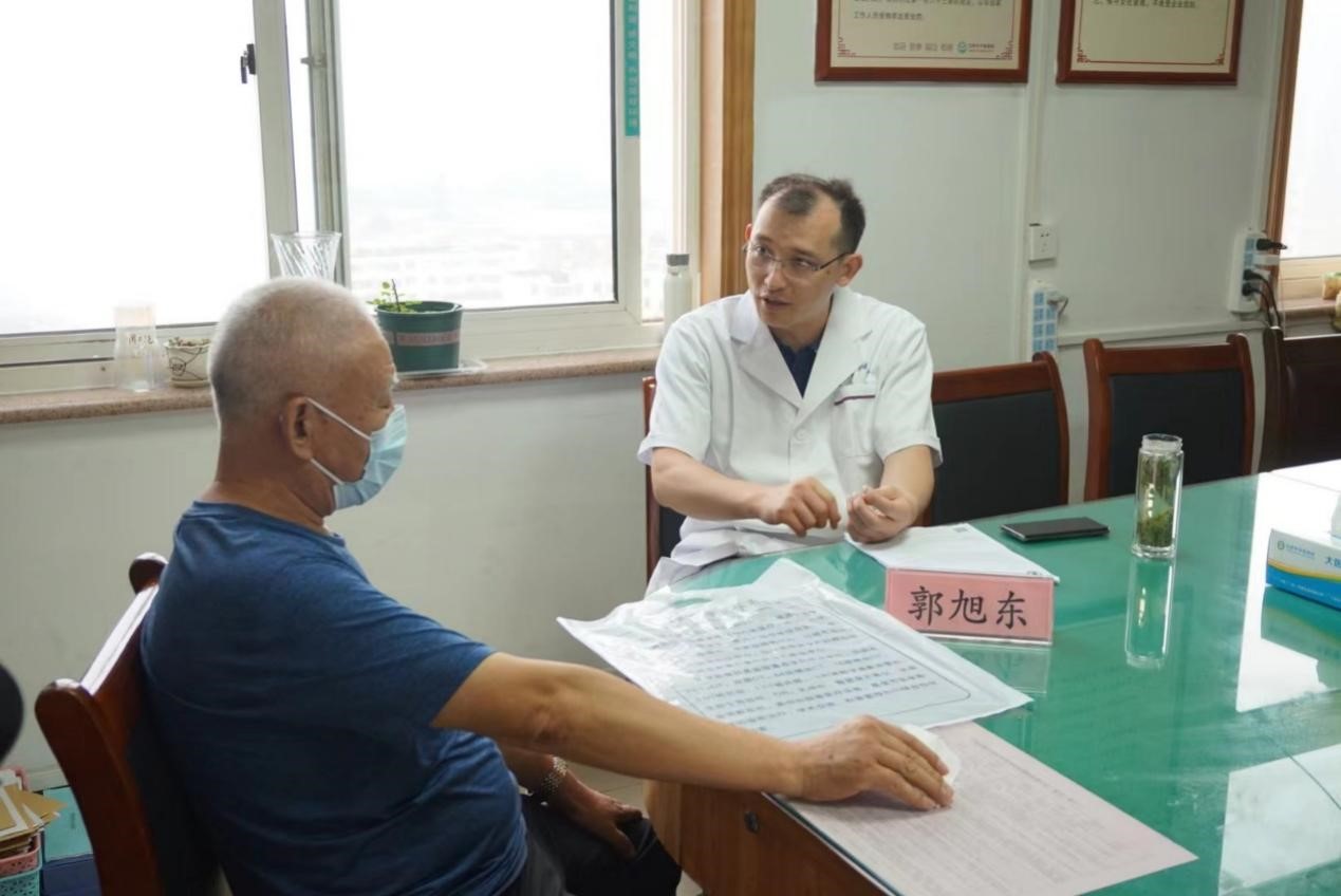 山东省医学会继发性高血压多学科联合委员会在日照举办科普义诊活动