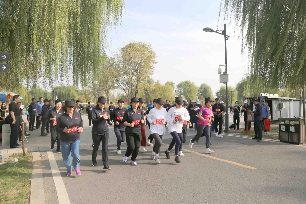 山东省医学会成功举办2023秋季健康跑活动