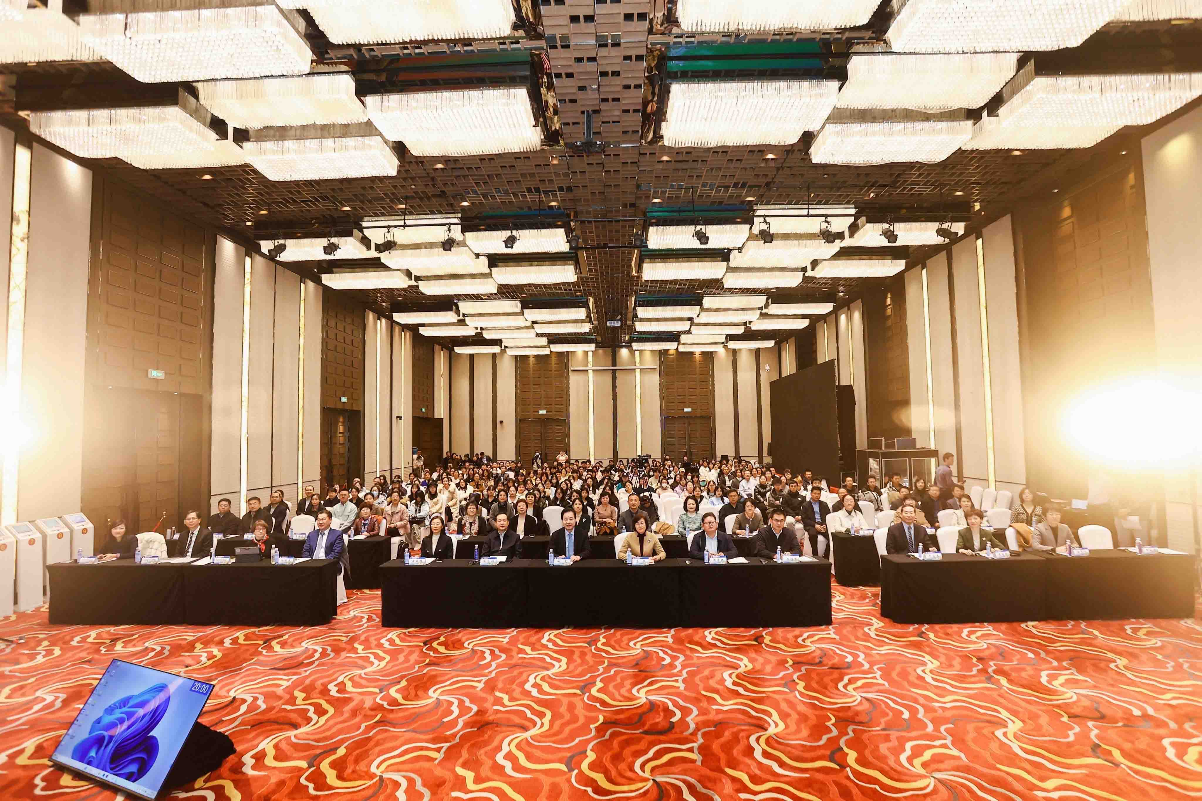 2023首届黄河眼健康医学大会在济南召开